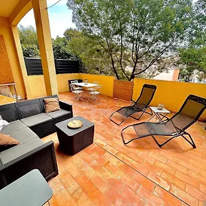 Appartement Proche Avec Terrasse Et Jardin Privatif, Hyères